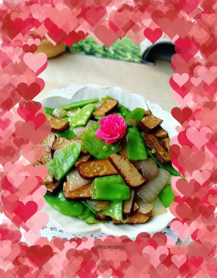 Dried snow peas and scrambled eggs