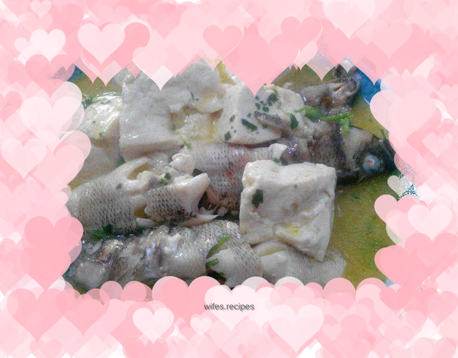 Small yellow croaker stewed with tofu