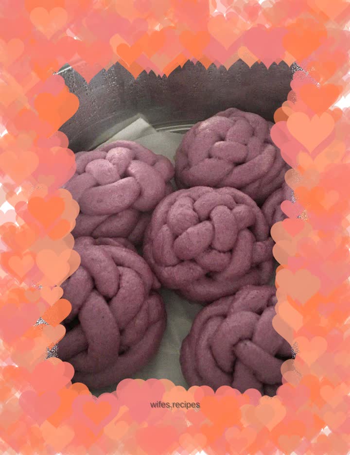 Purple sweet potato buns