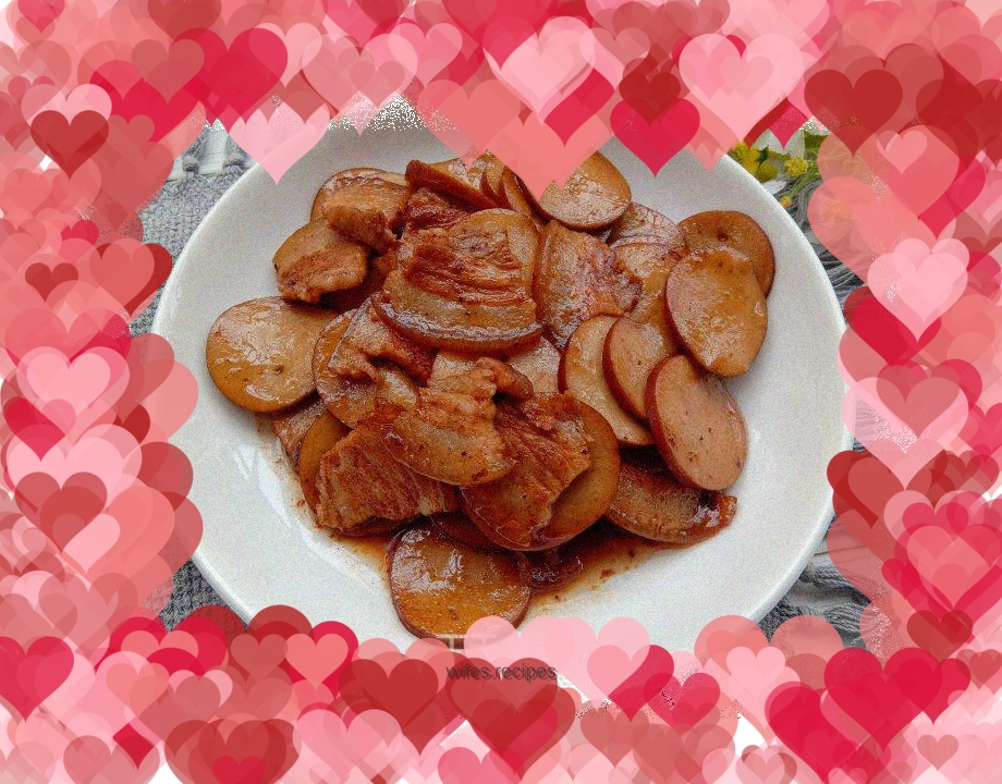 Stir-fried vegetarian chicken with pork belly