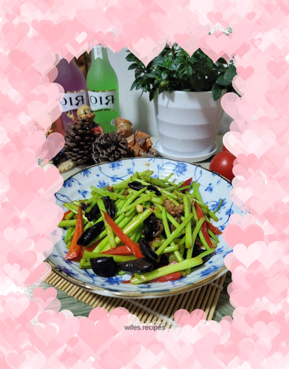 Stir-fried Artemisia with Minced Pork