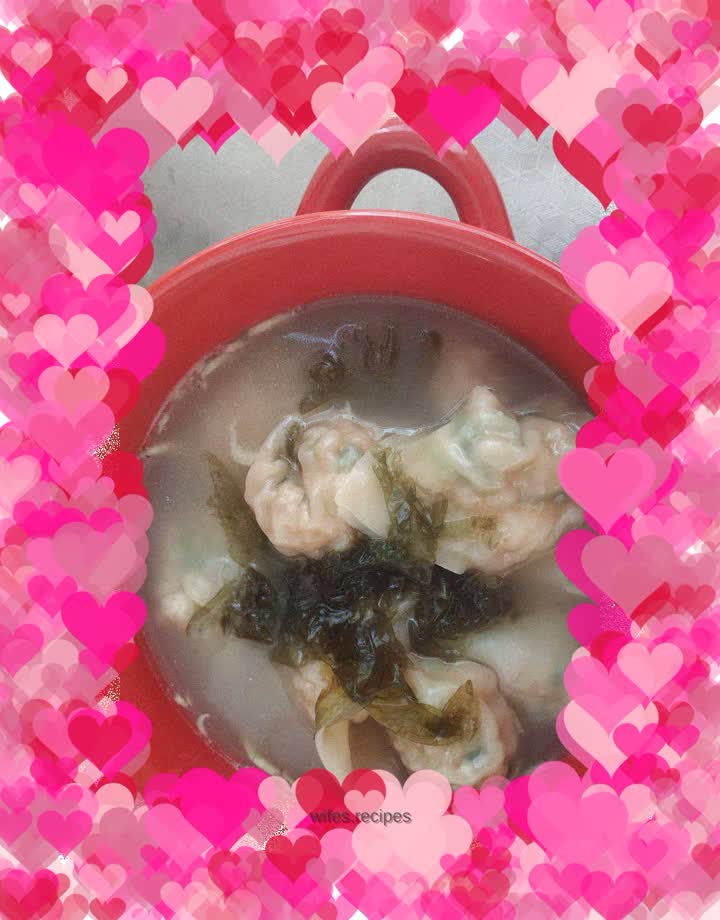 Fresh meat and shrimp wontons