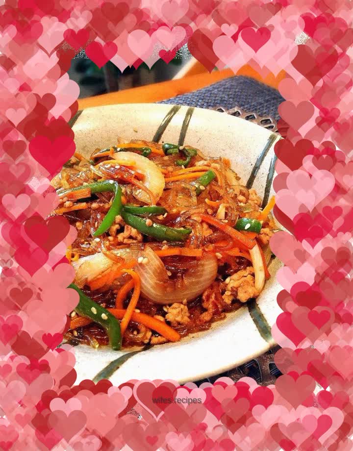 Ants climbing the tree