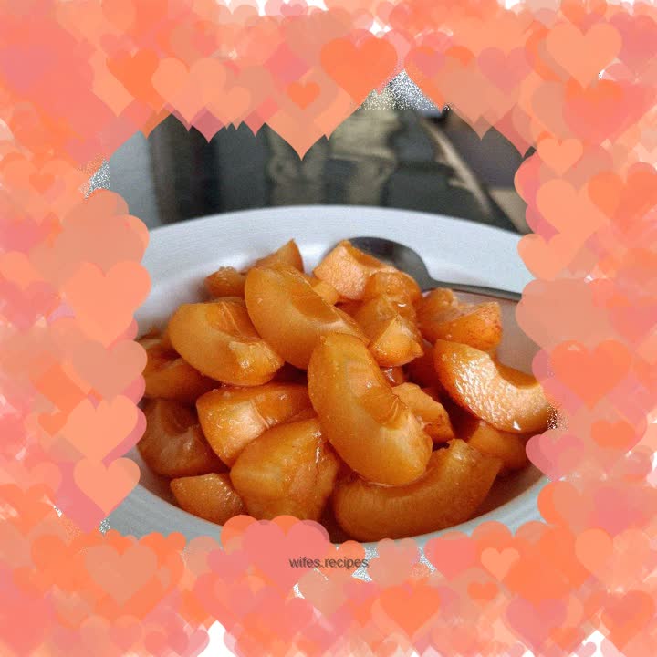 Apricot mixed with honey