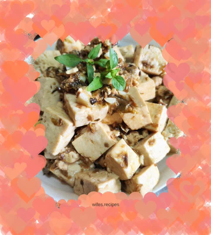 Braised old tofu with vegetables and minced meat