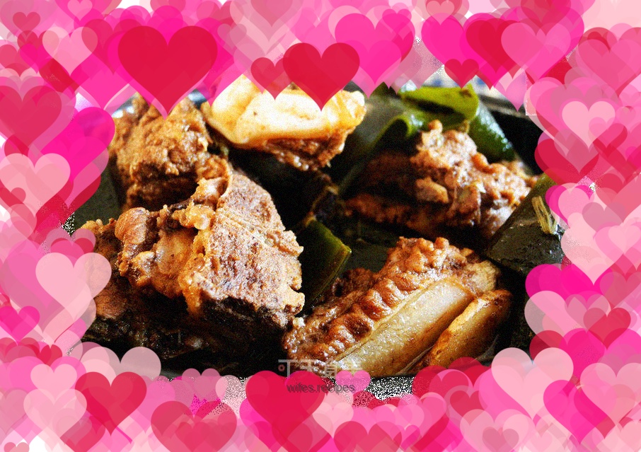 Seaweed Braised Pork Ribs