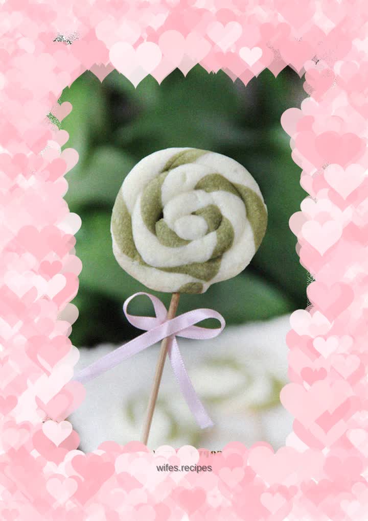 Fancy cookies for children - lollipop cookies