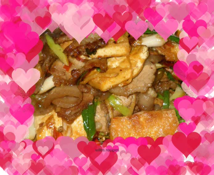 Yellow twice-cooked pork with two sides