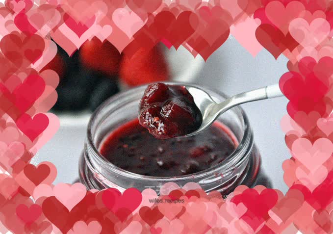 Strawberry Mulberry Jam