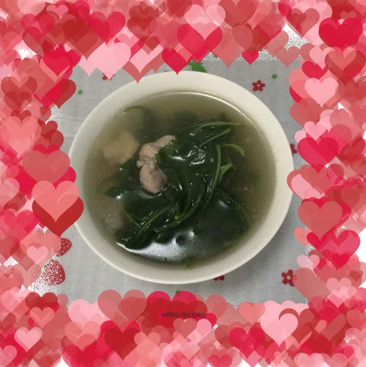 Lean meat and wolfberry leaf soup