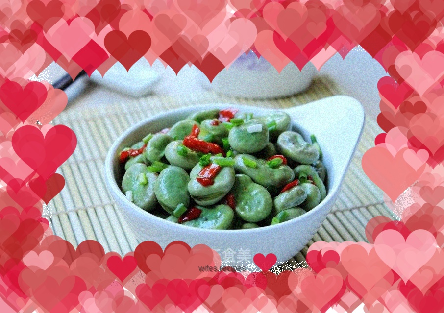 Chopped pepper broad beans