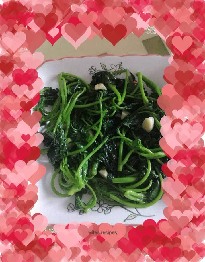 Stir-fried sweet potato leaves