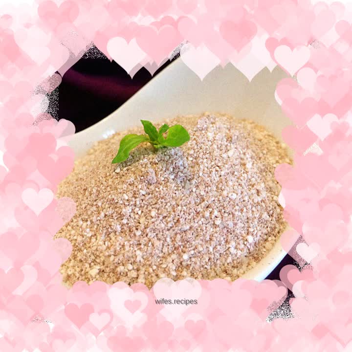 Red Rice Steamed Pork Noodle