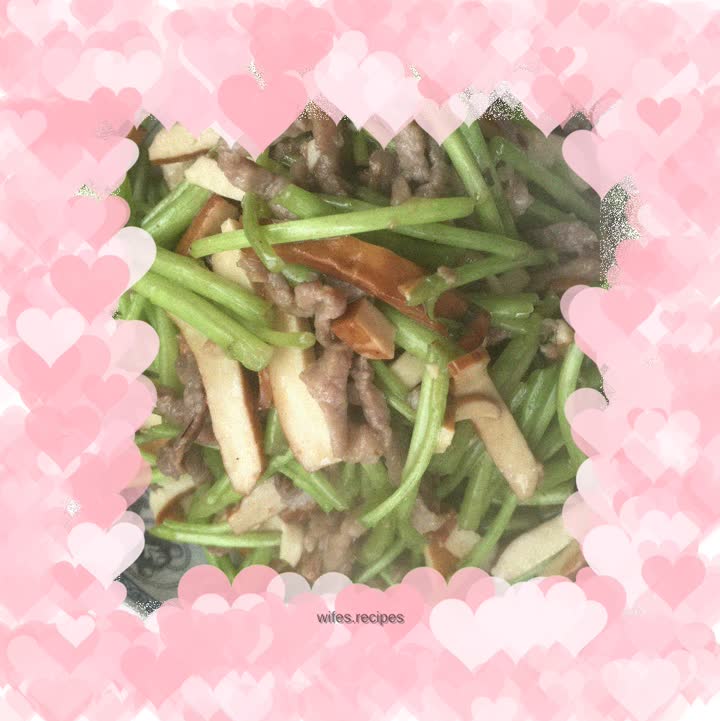 Stir-fried Shredded Pork with Artemisia