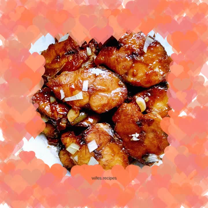 Braised mackerel with soy sauce