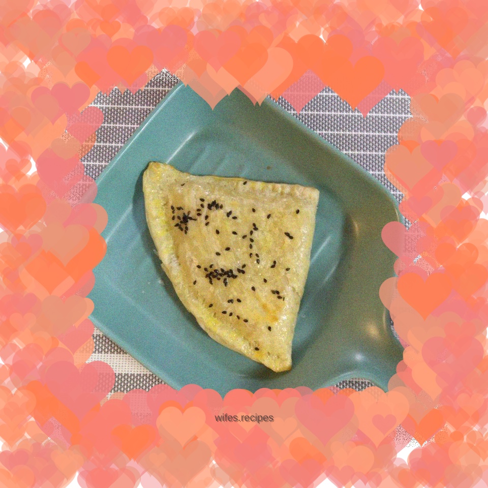 Hand cake version of banana pie