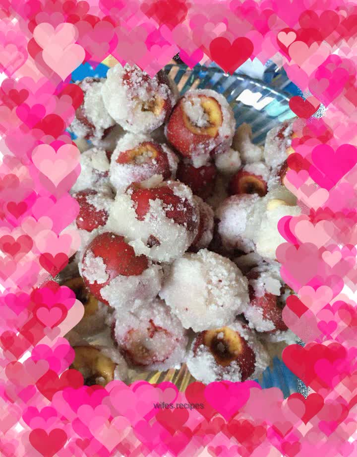 Frosted Hawthorn Balls