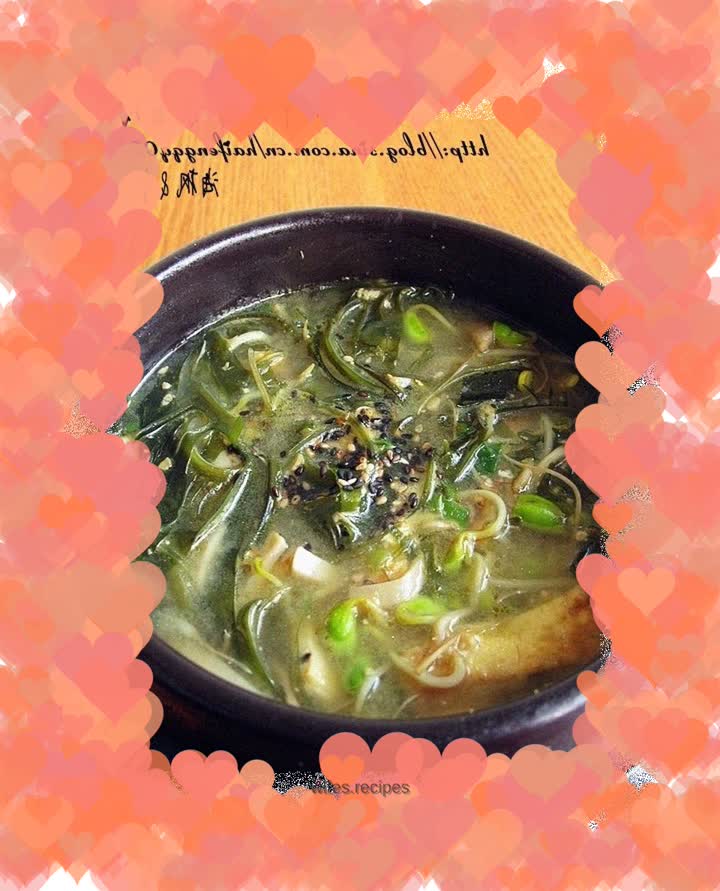 Wakame bean sprouts vegetarian miso soup