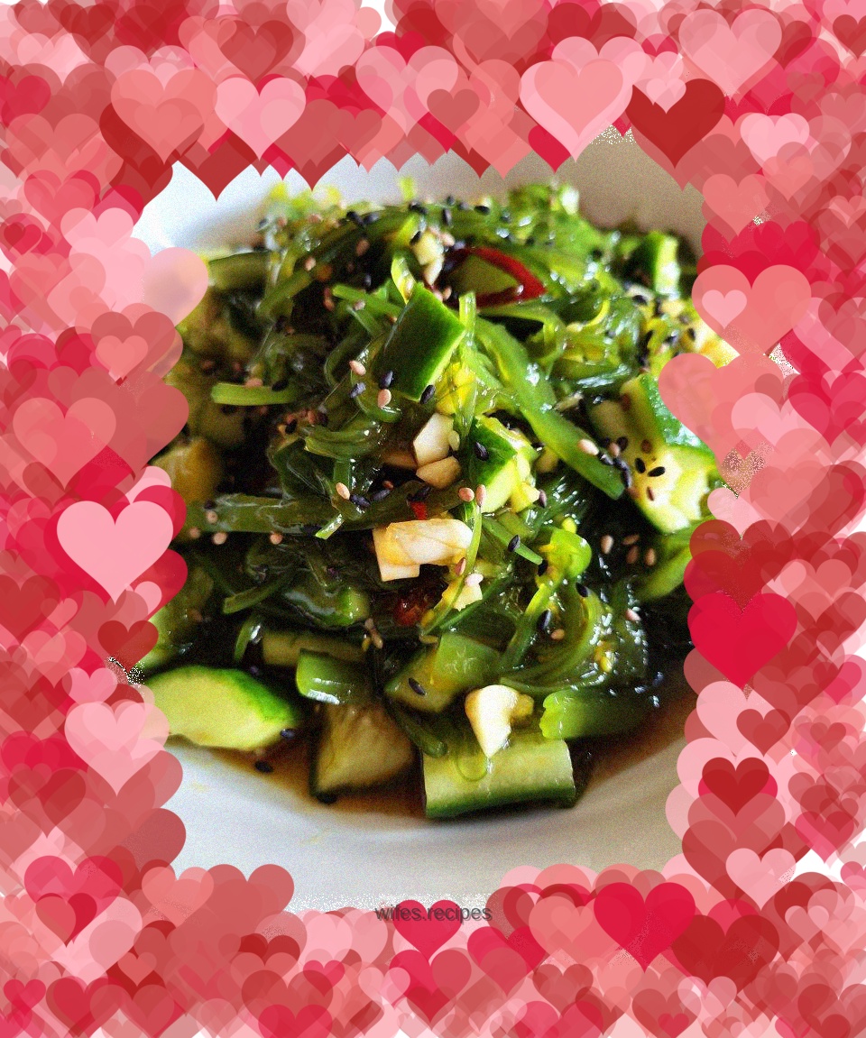 Cold seaweed cucumber