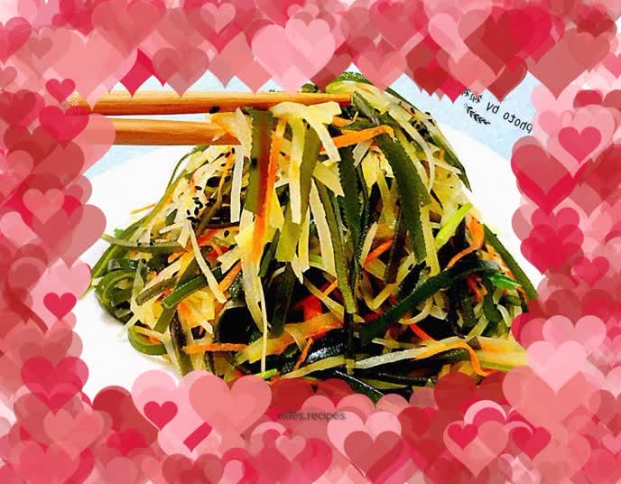 Three shreds of cold seaweed