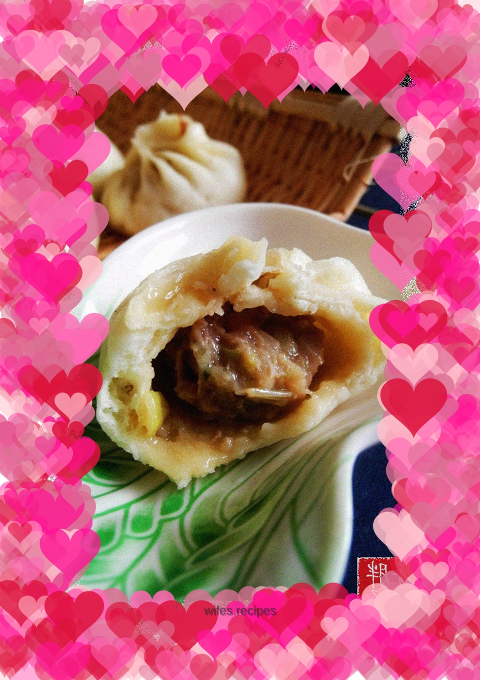 Green onion and pork steamed buns