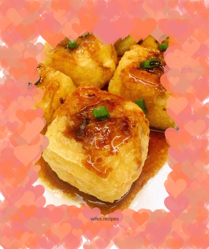 Fried tofu stuffed with pork