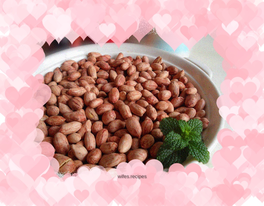 Crispy Spiced Peanuts