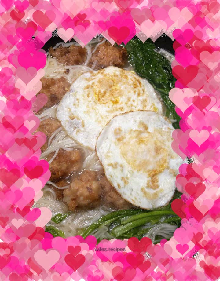 Egg and meatball noodles