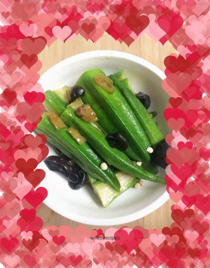 Okra with juice