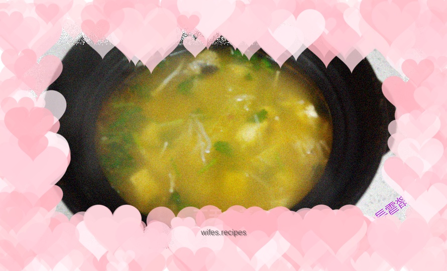 Casserole Spicy Cabbage and Tofu Soup