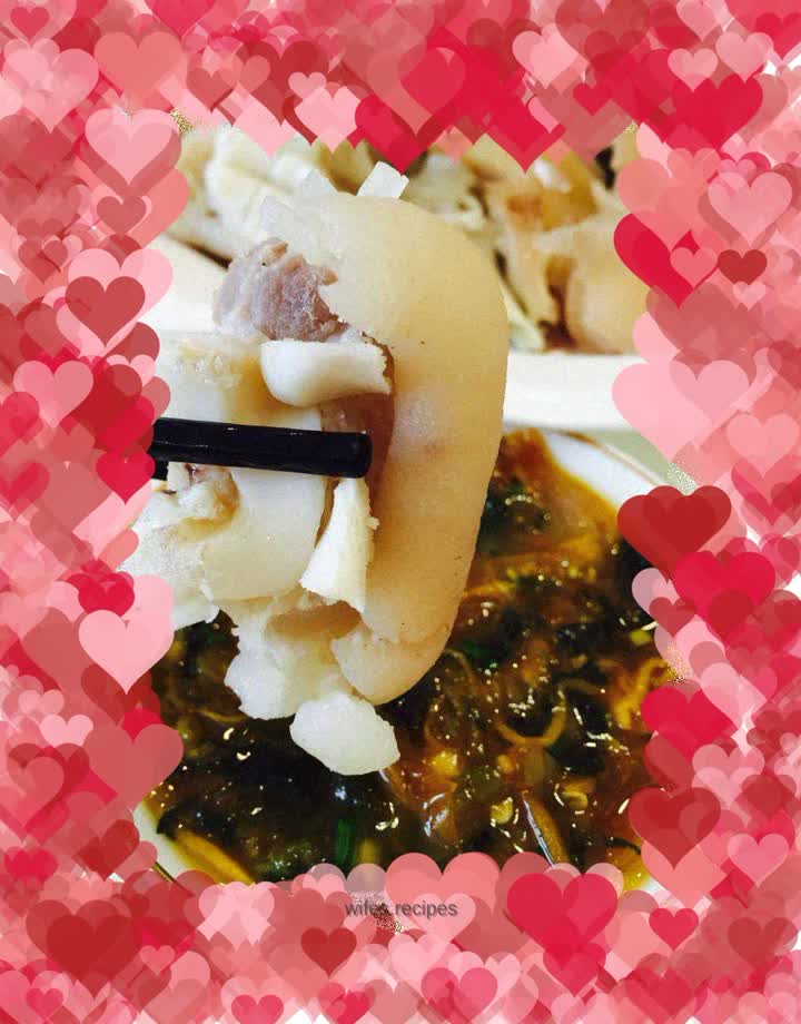 White-cut pork trotters