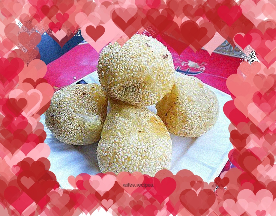 Date paste sesame dumplings