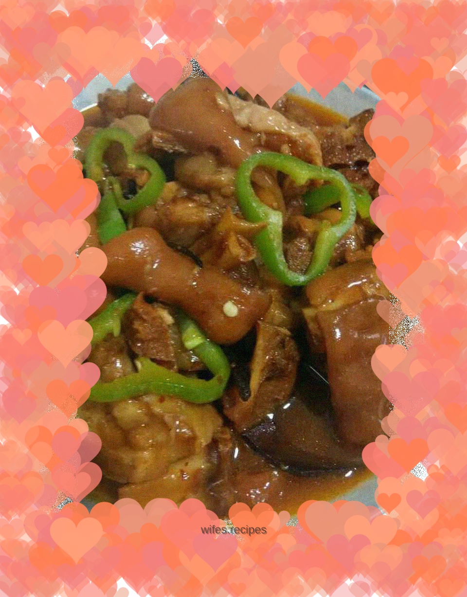 Delicious food---Laoganma roasted pig's feet