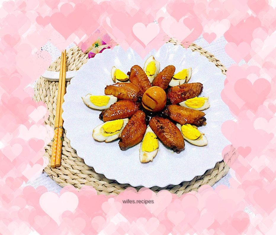 Braised chicken wings and stewed eggs