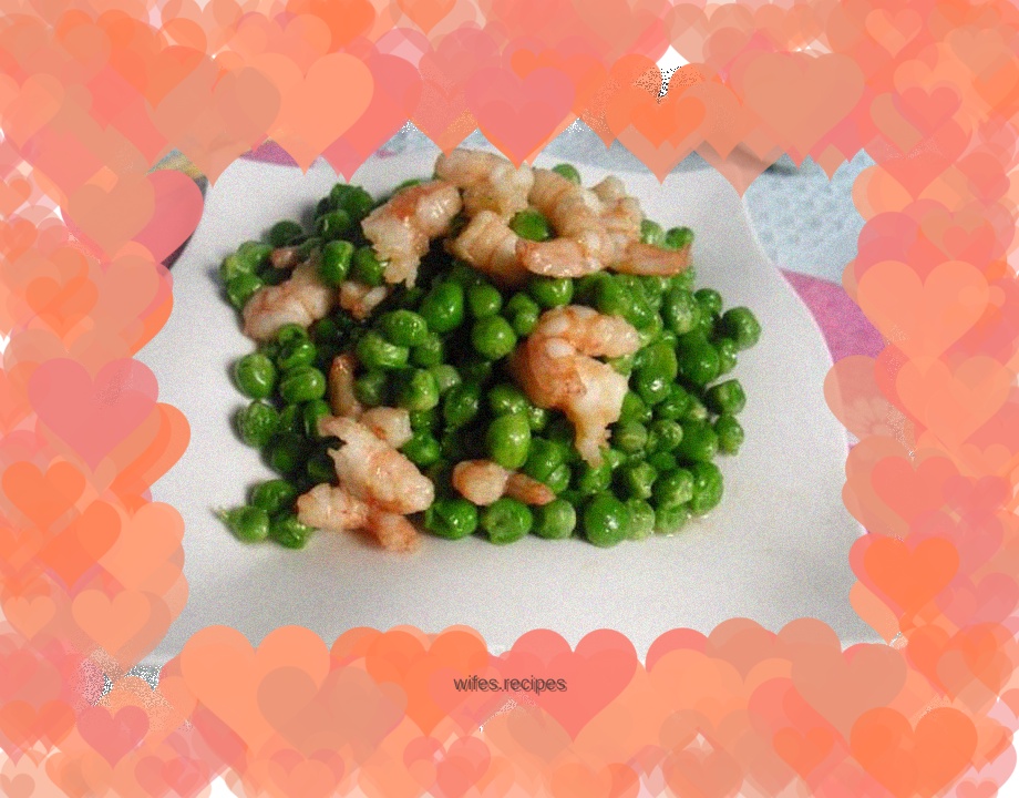 Fried peas with shrimps