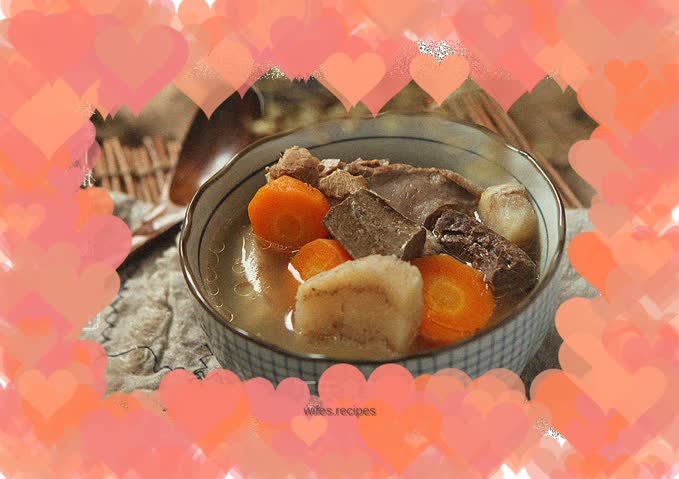 Braised pork with kudzu and radish