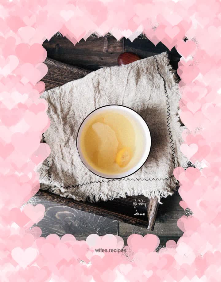 Kumquat and pear soup