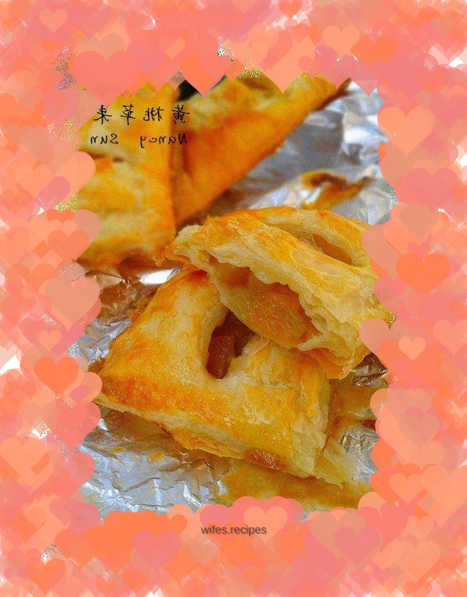 Yellow Peach Apple Pie