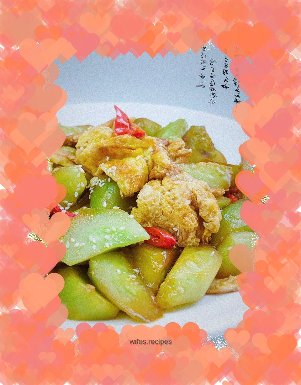 Cucumber scrambled eggs