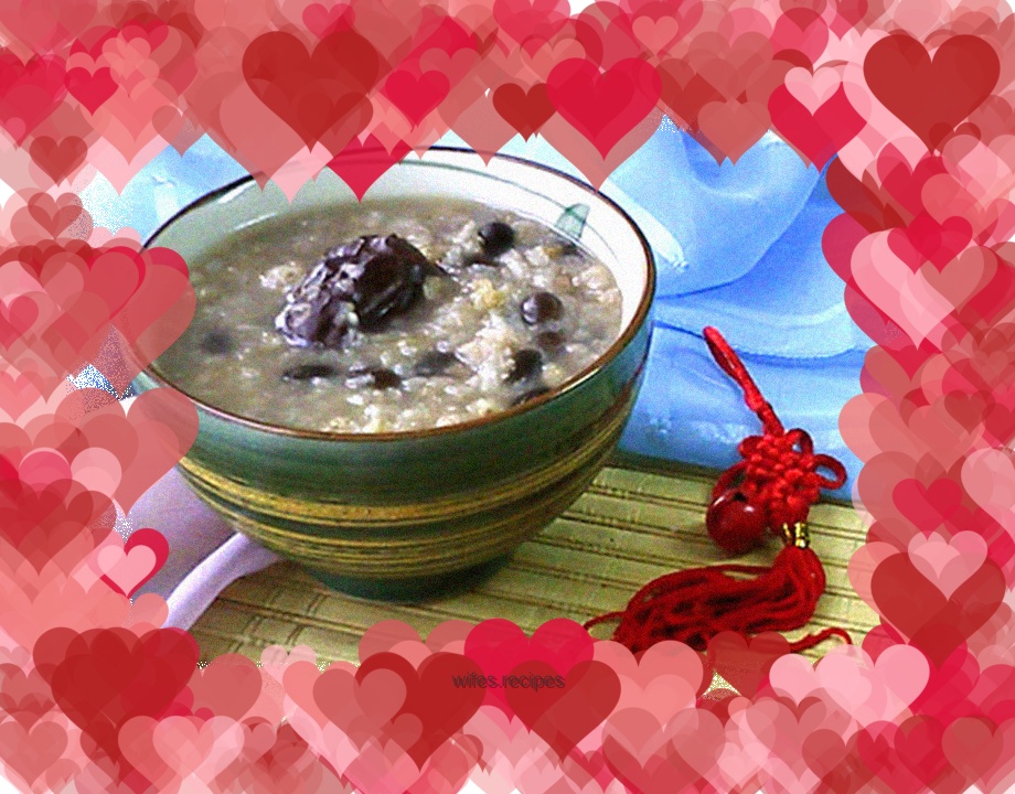 Black bean and wheat porridge