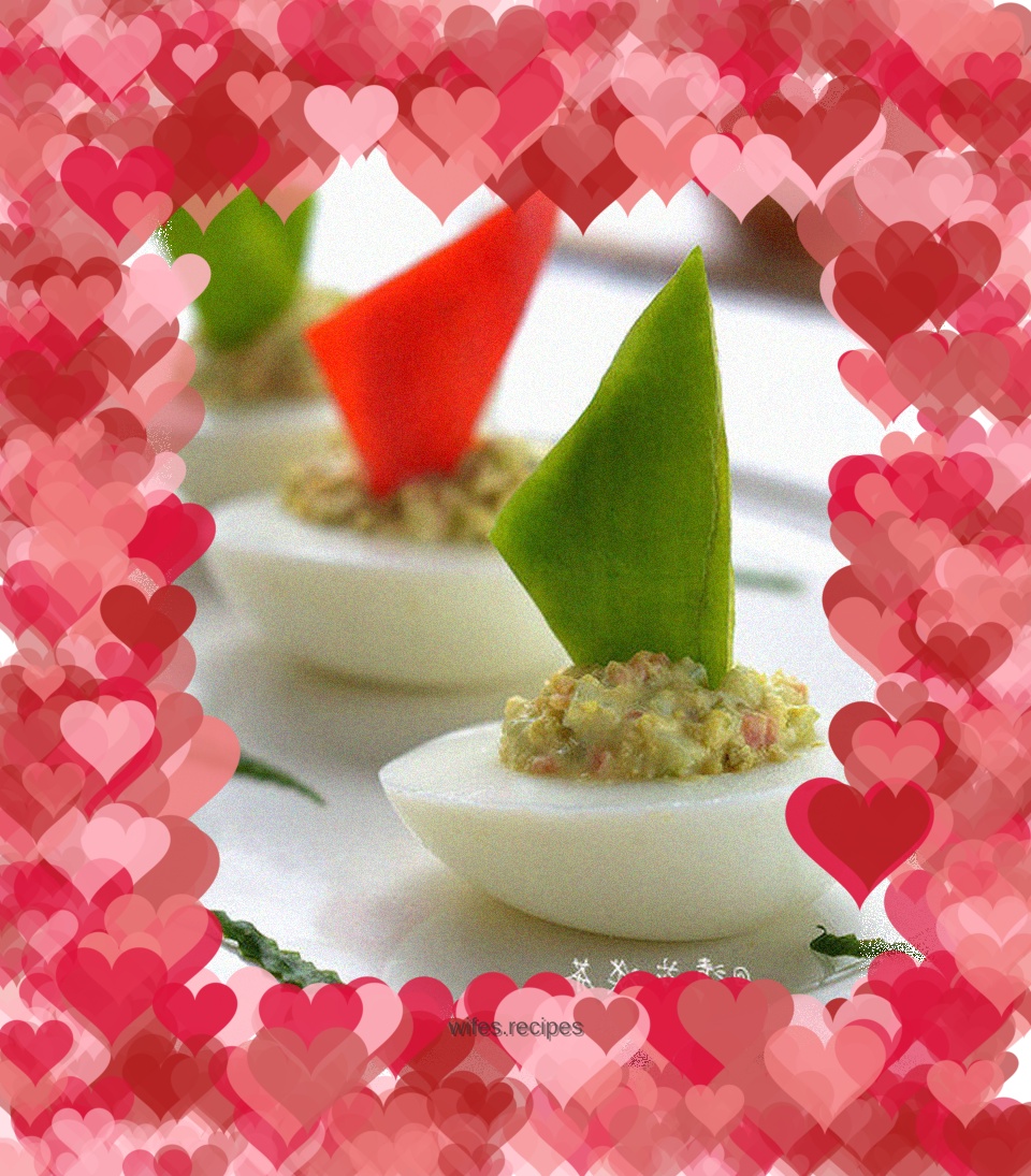 Beautiful and delicious sailboat salad