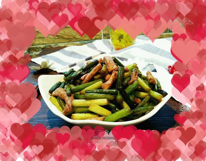 Stir-fried tenderloin with oyster sauce and garlic sprouts
