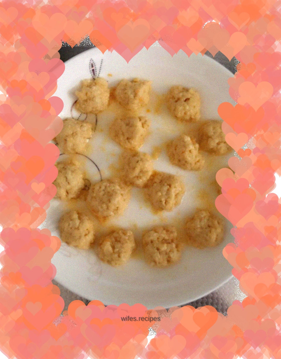 Baby food supplement, small balls