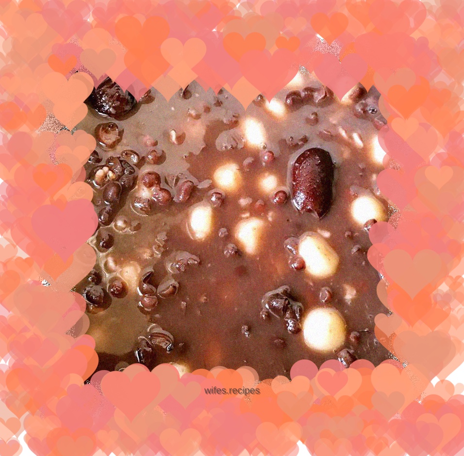 Red bean dumpling soup