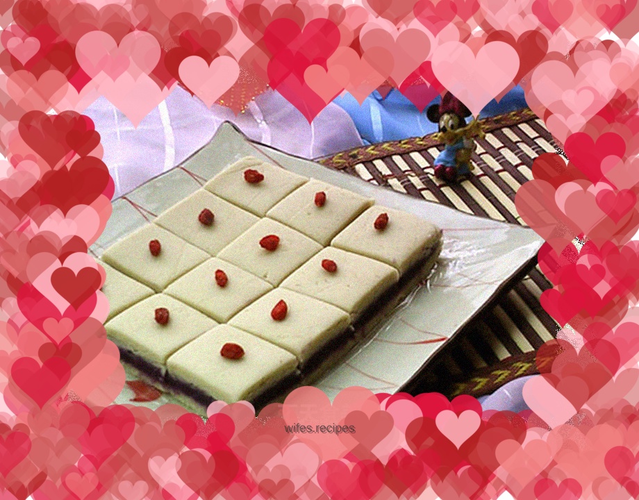 Purple Sweet Potato, Poria and Kidney Bean Cake