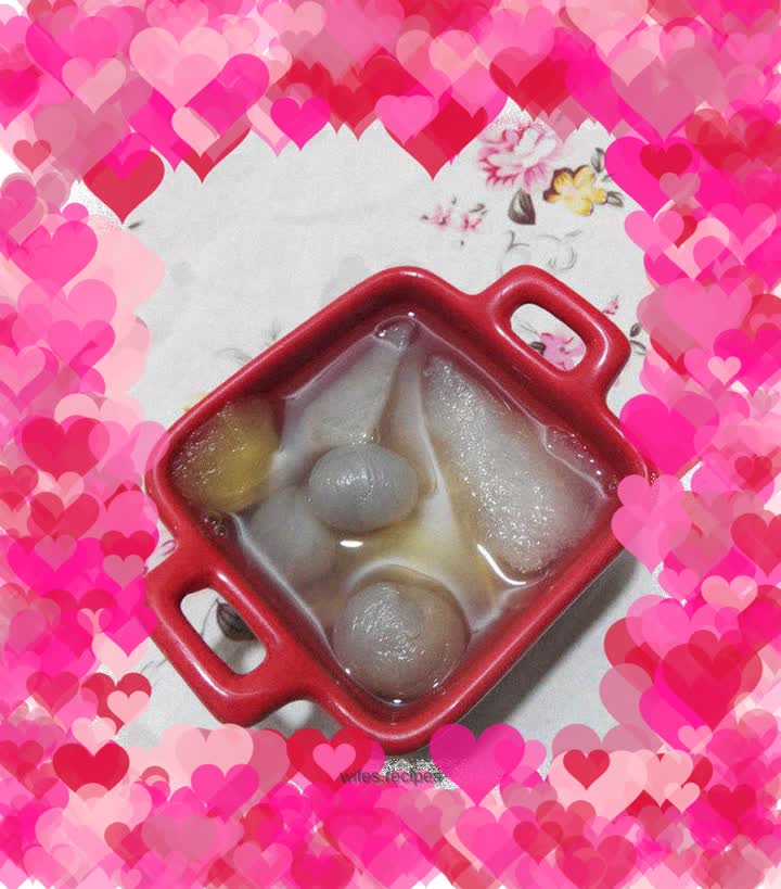 Apple, Snow Pear and Longan Soup - relieves cough, moisturizes lungs and moisturizes dryness