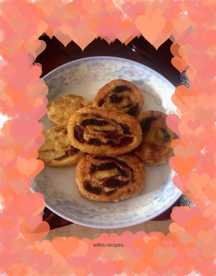 Jujube and Yellow Rice Roll Cake