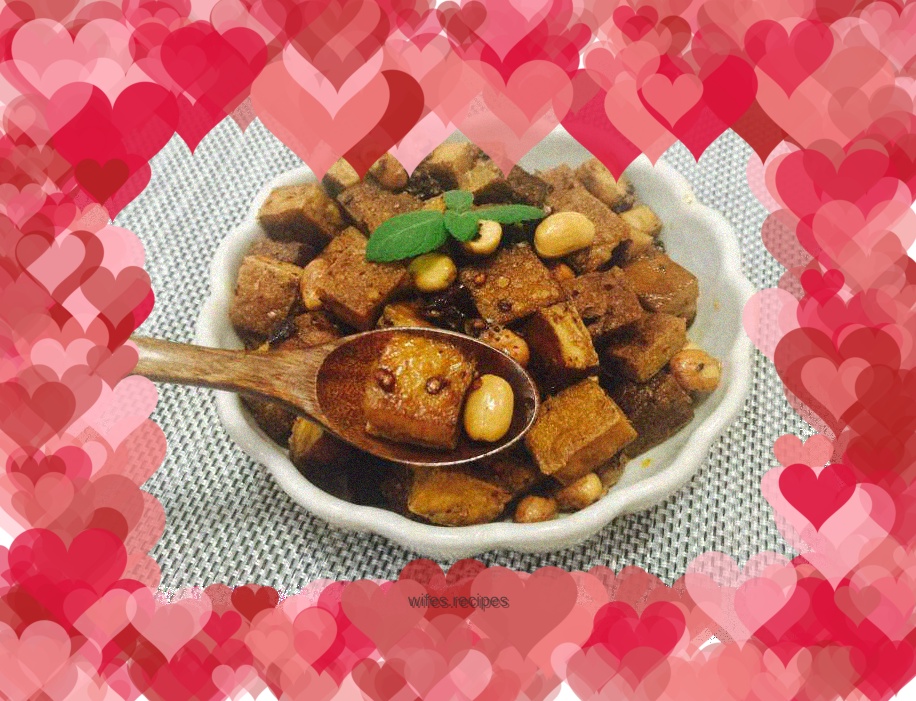 Homemade mouth-watering snacks-spicy dried tofu