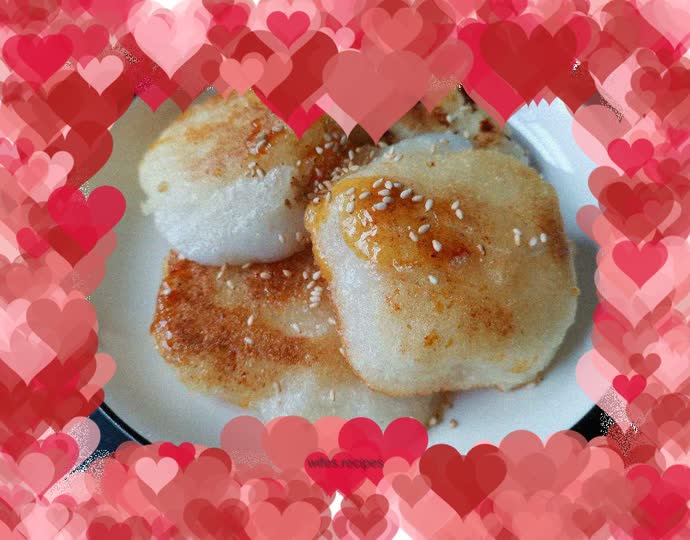 Crispy glutinous rice cake that can be shredded