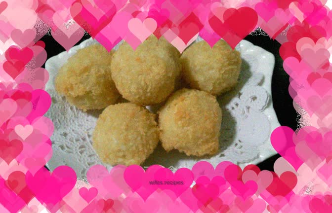 Fried potato balls
